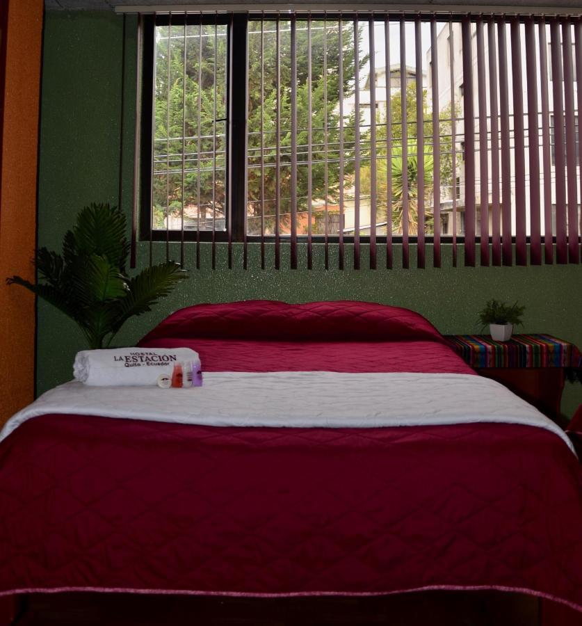 La Estacion Hostal Quito Exterior photo