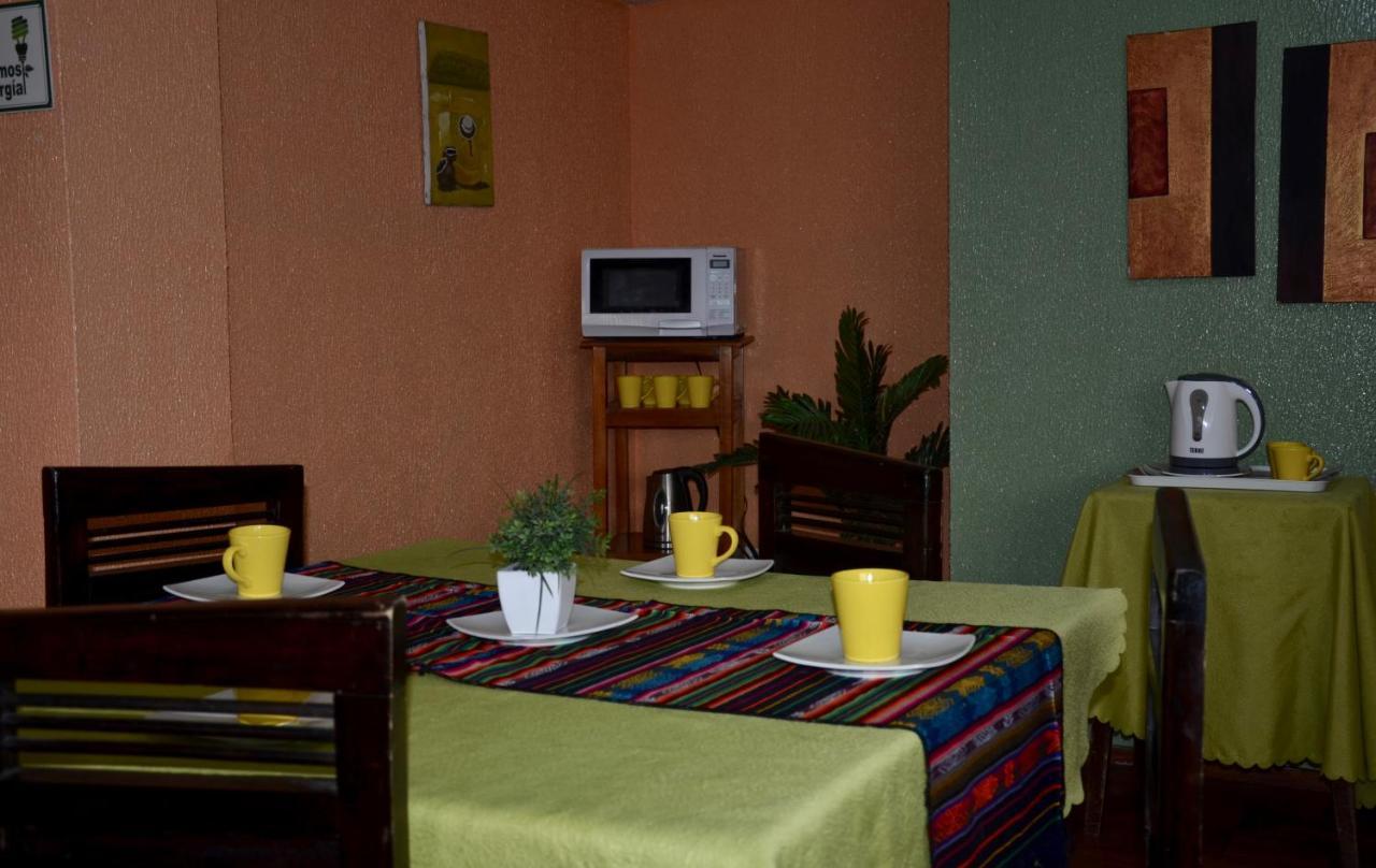 La Estacion Hostal Quito Exterior photo