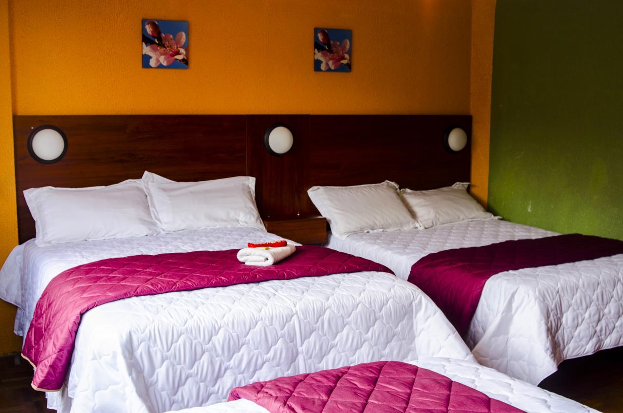 La Estacion Hostal Quito Exterior photo