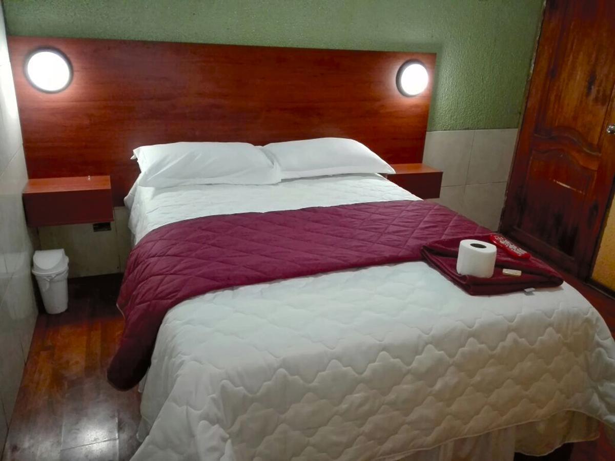 La Estacion Hostal Quito Exterior photo